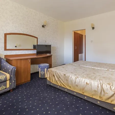 호텔 Hotel Chernomorets 체르노모레츠