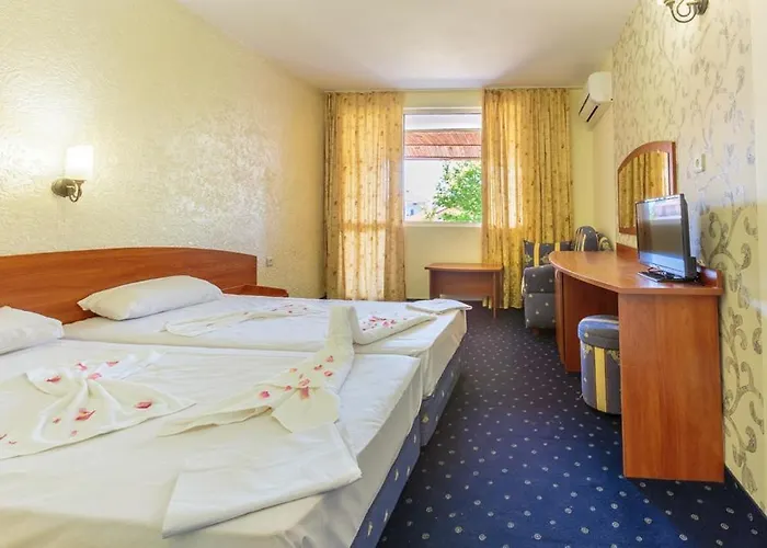 Hotel Chernomorets Hotel