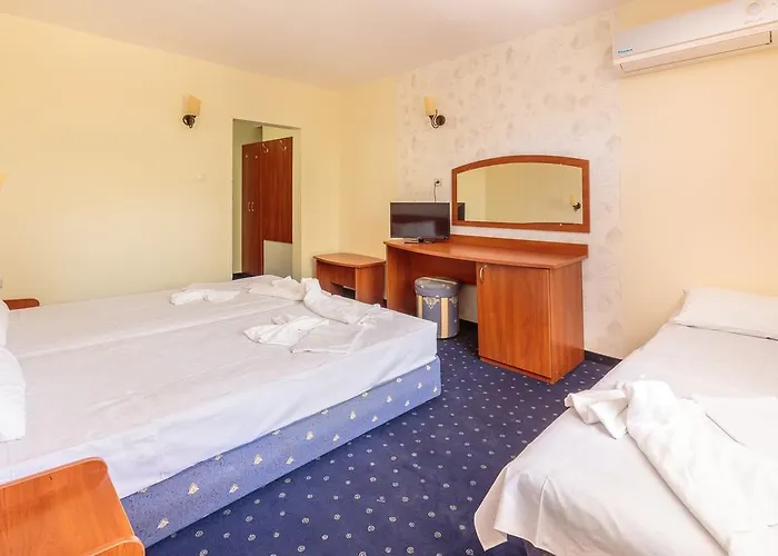 Hotel Chernomorets Hotel