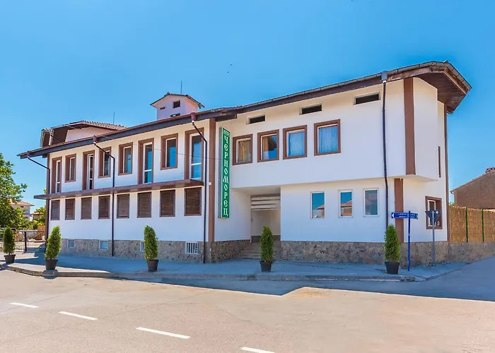 Hotel Chernomorets Hotel 2*