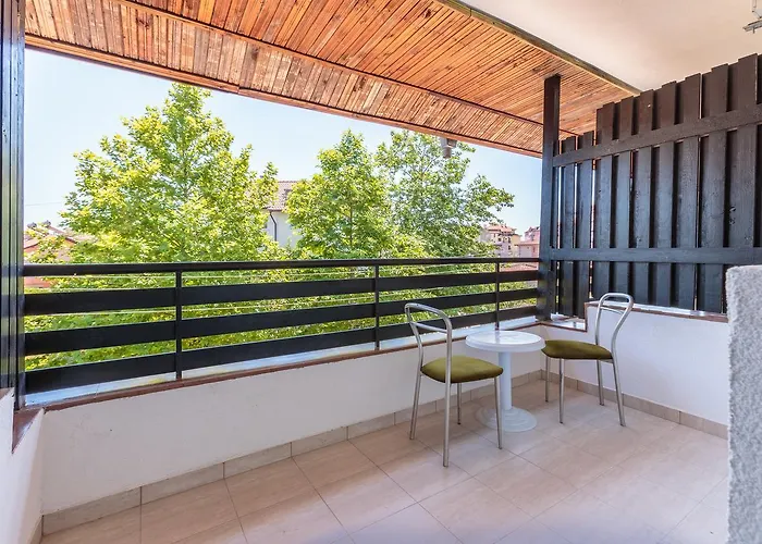 Hotel Chernomorets Hotel Cernomoreț